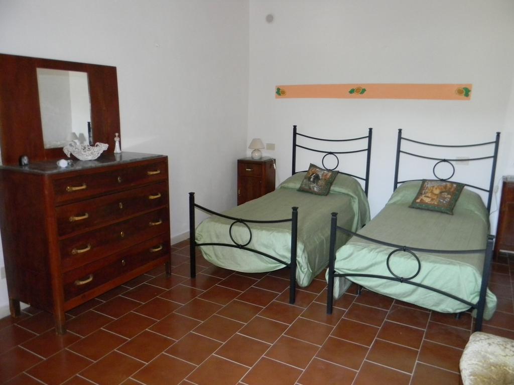 Agriturismo Podere La Selva Villa Serre Di Rapolano Room photo