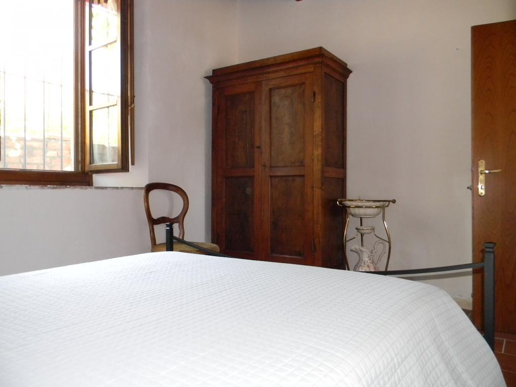 Agriturismo Podere La Selva Villa Serre Di Rapolano Exterior photo