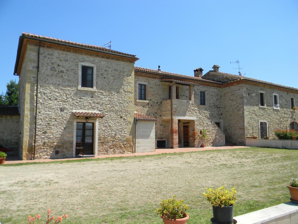 Agriturismo Podere La Selva Villa Serre Di Rapolano Exterior photo